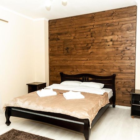 Wood House Hotel Pilipets Ngoại thất bức ảnh