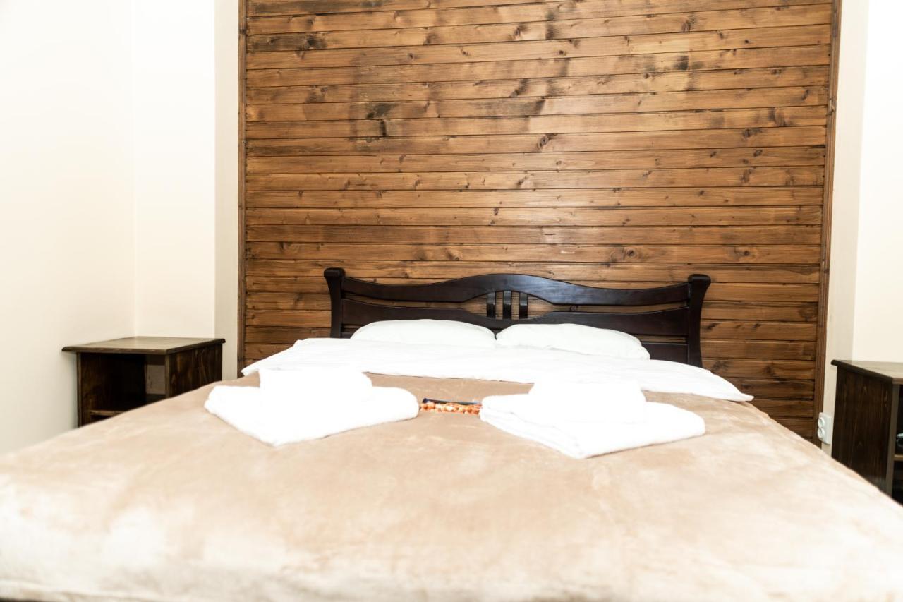 Wood House Hotel Pilipets Ngoại thất bức ảnh