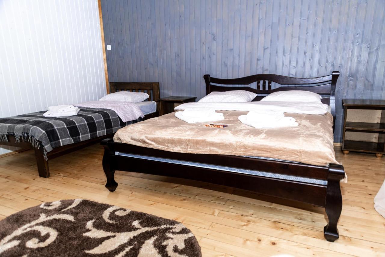 Wood House Hotel Pilipets Ngoại thất bức ảnh