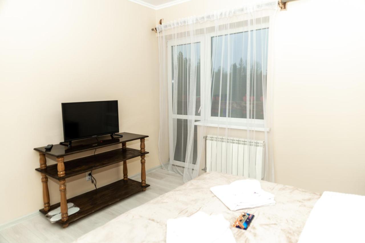 Wood House Hotel Pilipets Ngoại thất bức ảnh