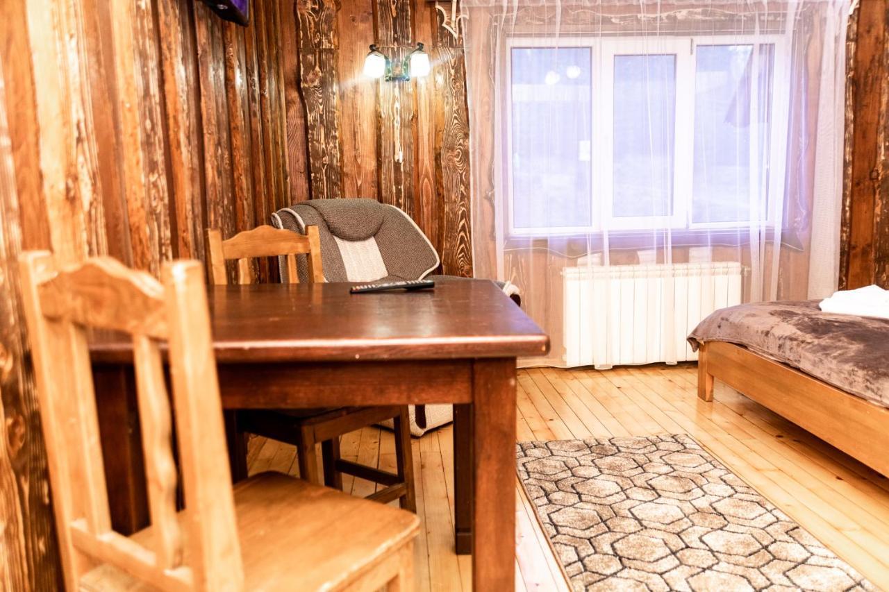 Wood House Hotel Pilipets Ngoại thất bức ảnh
